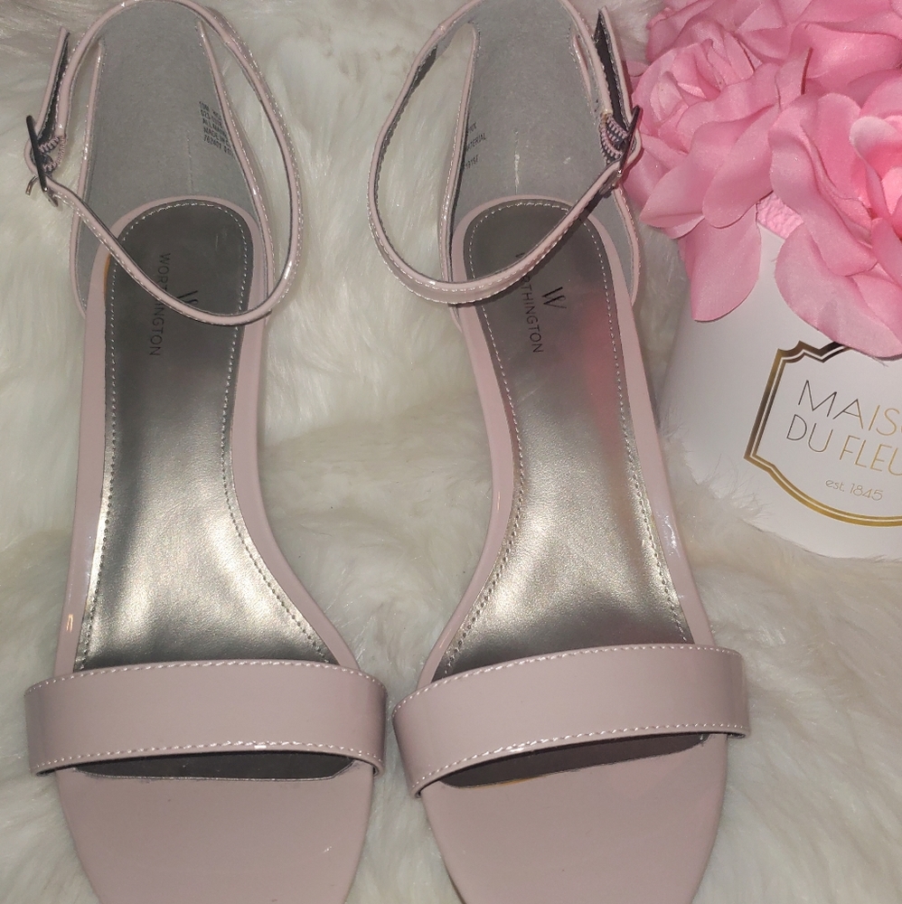 Worthington heel size 10- bristol color periwinkle